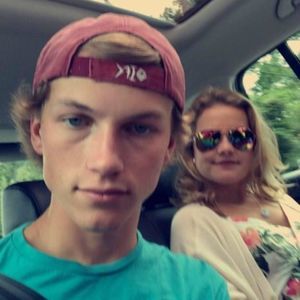 Meet your Posher, Sam